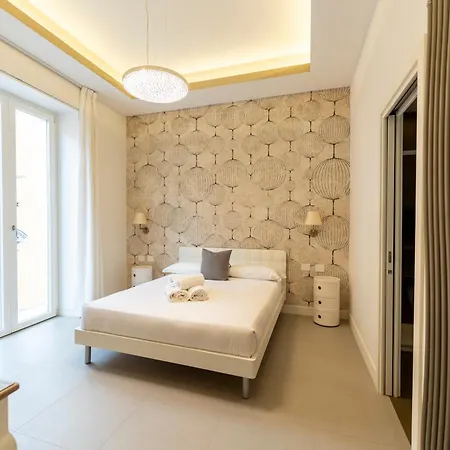 Apartament Via Concezione A Montecalvario 19 *