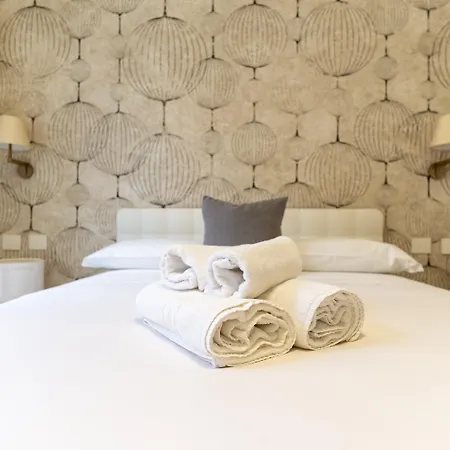 Apartament Via Concezione A Montecalvario 19 *